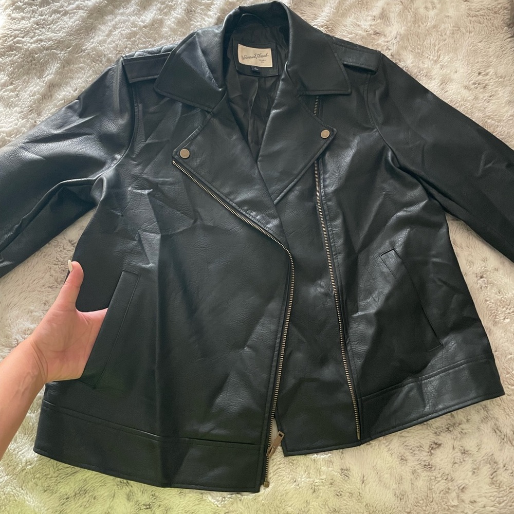 Size large! Brand new! Black faux leather jacket